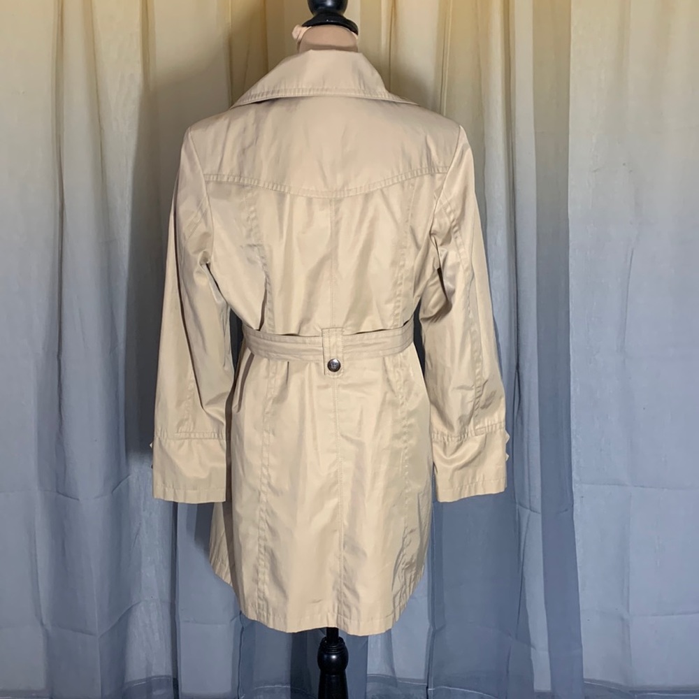 Gallery Trench Coat View 3